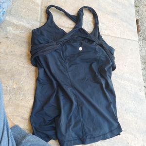 Lululemon top